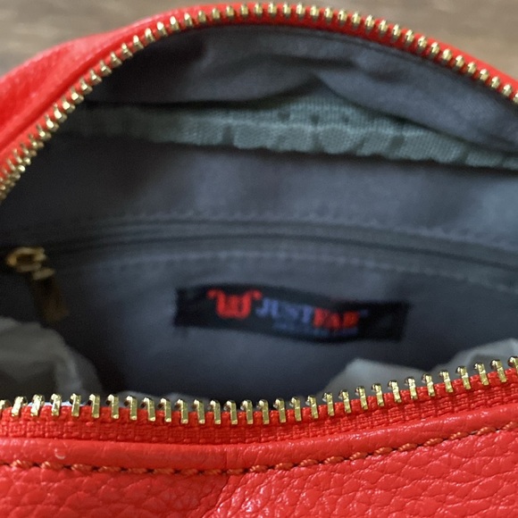 Just Fab womans Crossbody purse - Picture 10 of 11